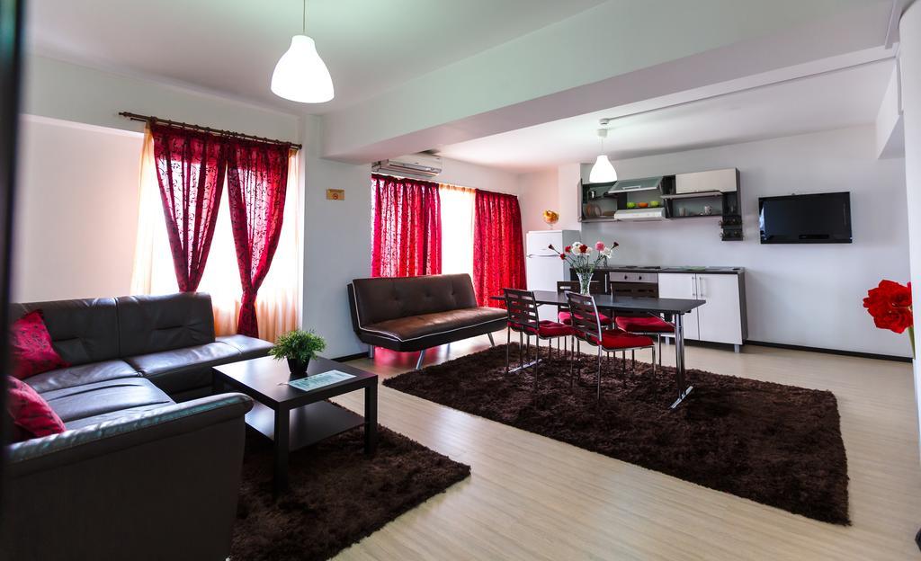 ياش Il Primo Apartments المظهر الخارجي الصورة