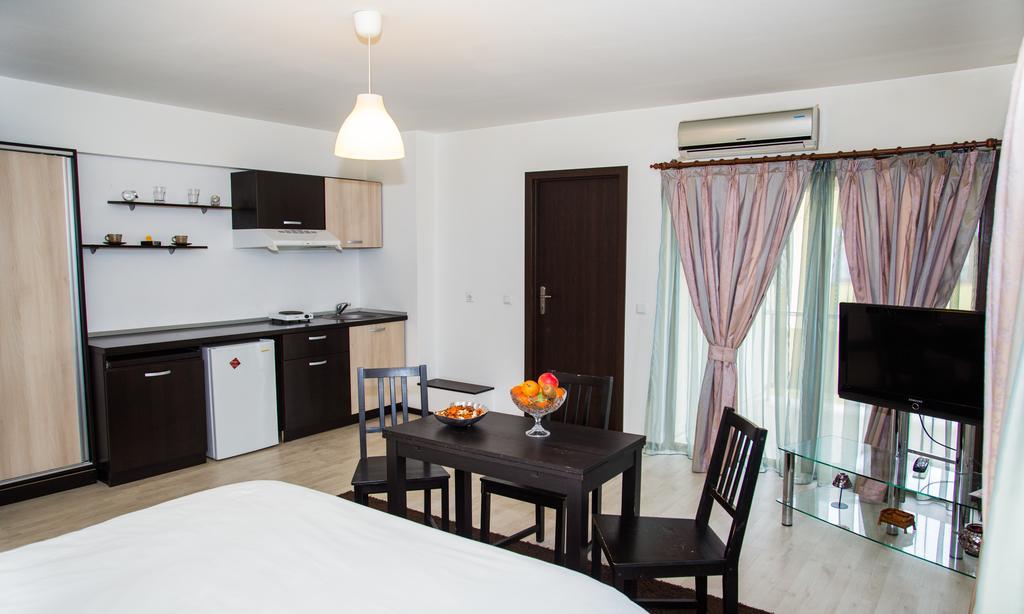 ياش Il Primo Apartments المظهر الخارجي الصورة