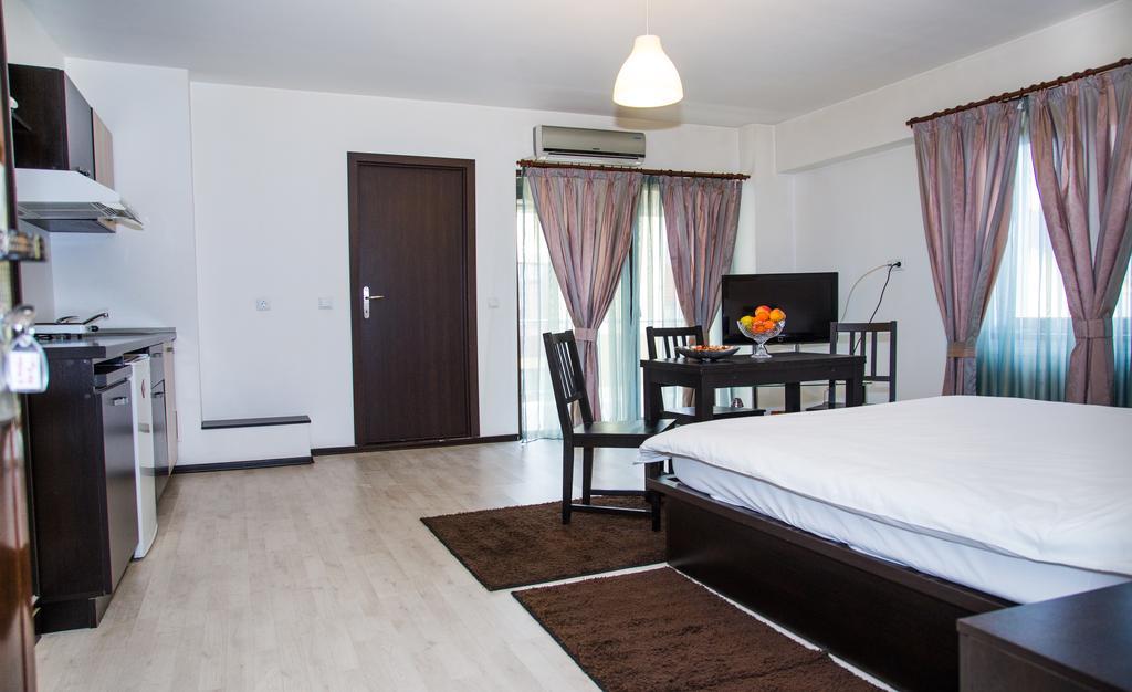 ياش Il Primo Apartments المظهر الخارجي الصورة
